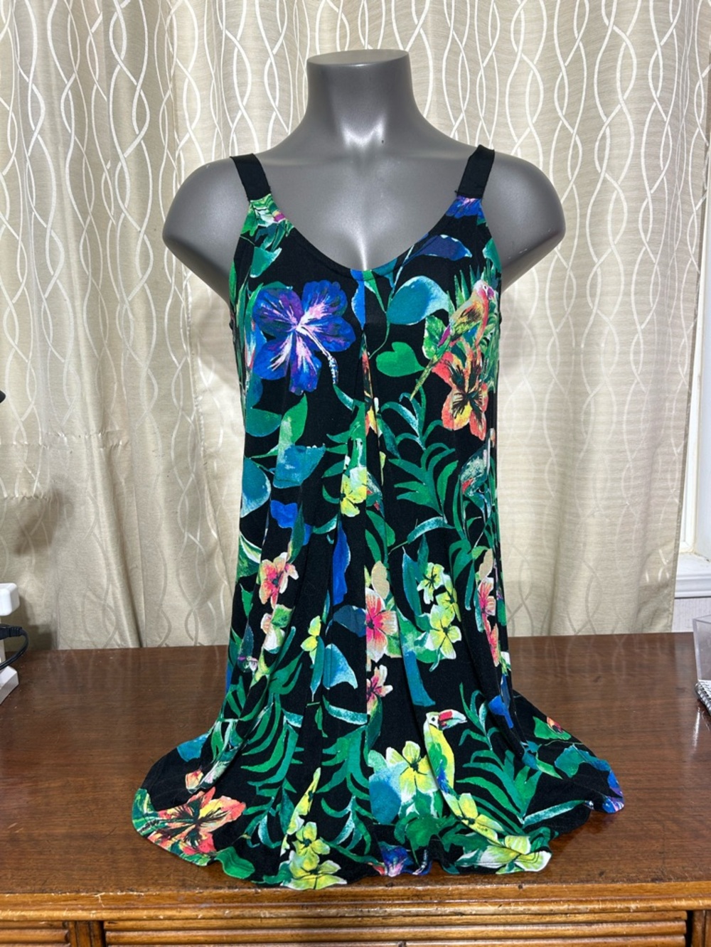 Cupio Black Floral Tank Top with Multicolor Tropical Print